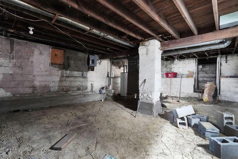 Tiny photo for 558 Maplewood Avenue, Columbus, OH 43213 (MLS # 226003517)