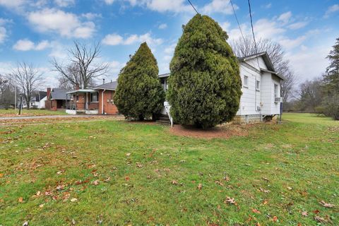 Tiny photo for 558 Maplewood Avenue, Columbus, OH 43213 (MLS # 226003517)