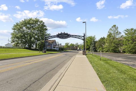 Tiny photo for 5082 Springdale Boulevard 31E #31E, Hilliard, OH 43026 (MLS # 226005958)
