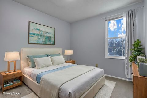 Tiny photo for 5082 Springdale Boulevard 31E #31E, Hilliard, OH 43026 (MLS # 226005958)