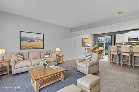 Tiny photo for 5082 Springdale Boulevard 31E #31E, Hilliard, OH 43026 (MLS # 226005958)