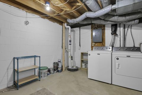 Tiny photo for 5082 Springdale Boulevard 31E #31E, Hilliard, OH 43026 (MLS # 226005958)