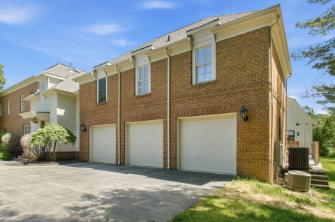 Tiny photo for 7747 Sutton Place, New Albany, OH 43054 (MLS # 226020256)