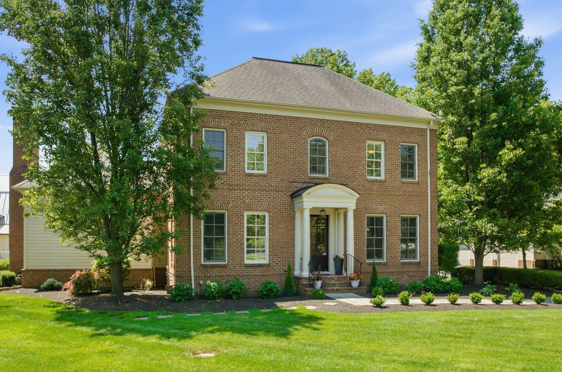 7747 Sutton Place
