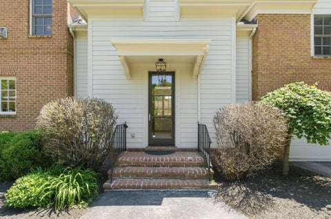 Tiny photo for 7747 Sutton Place, New Albany, OH 43054 (MLS # 226020256)