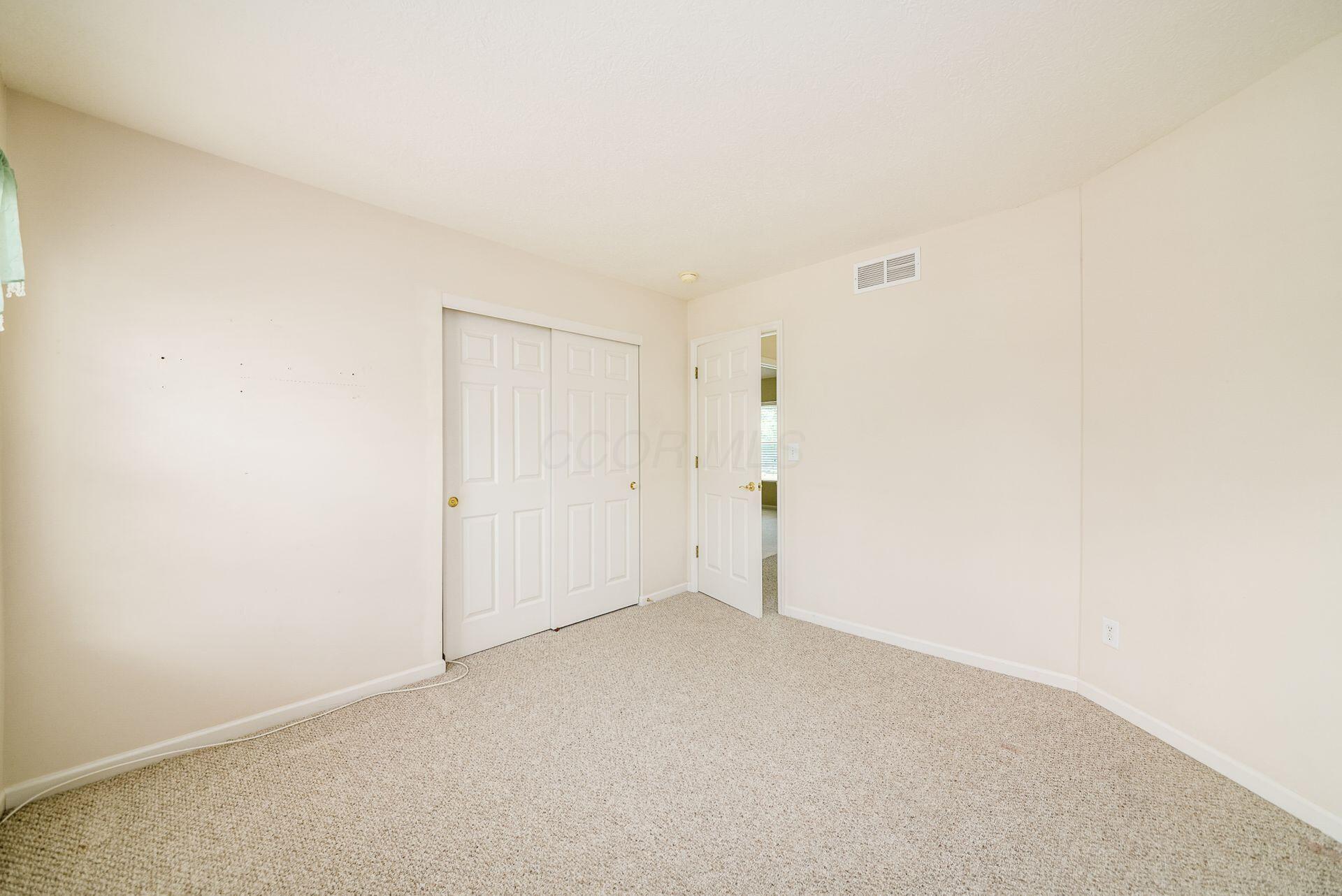 56 Dellenbaugh Loop, Etna, Ohio image 32