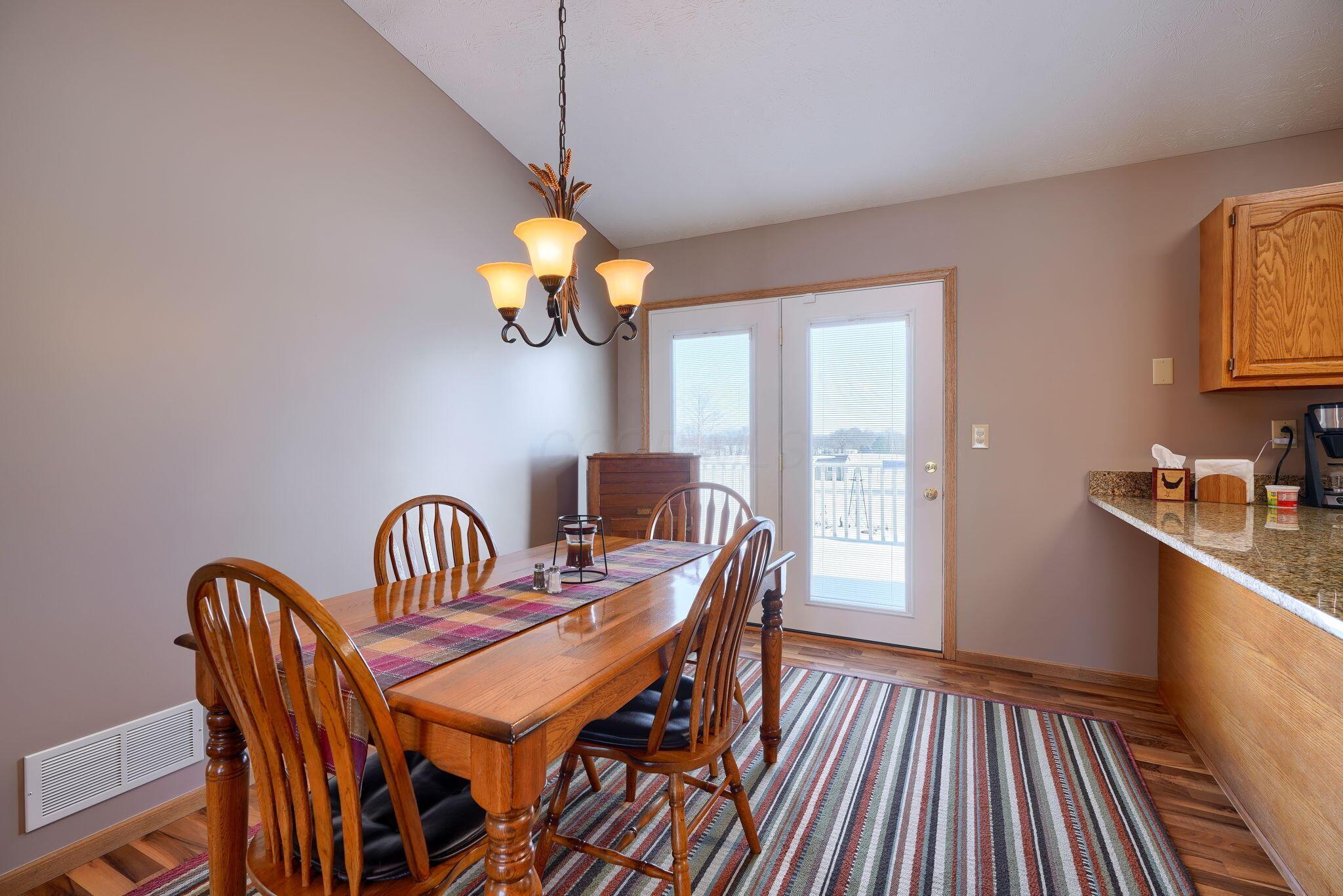 4270 Winchester Southern Road, Circleville, Ohio image 18