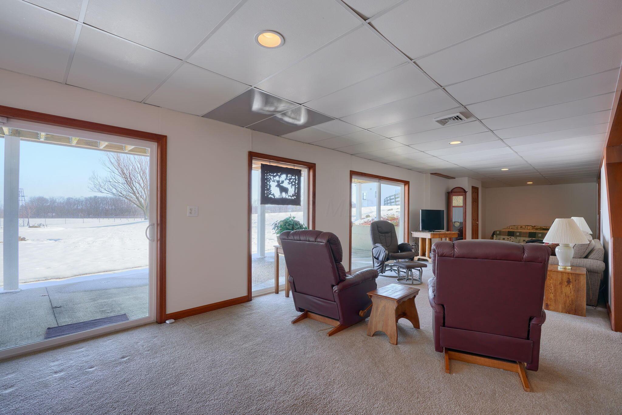 4270 Winchester Southern Road, Circleville, Ohio image 36