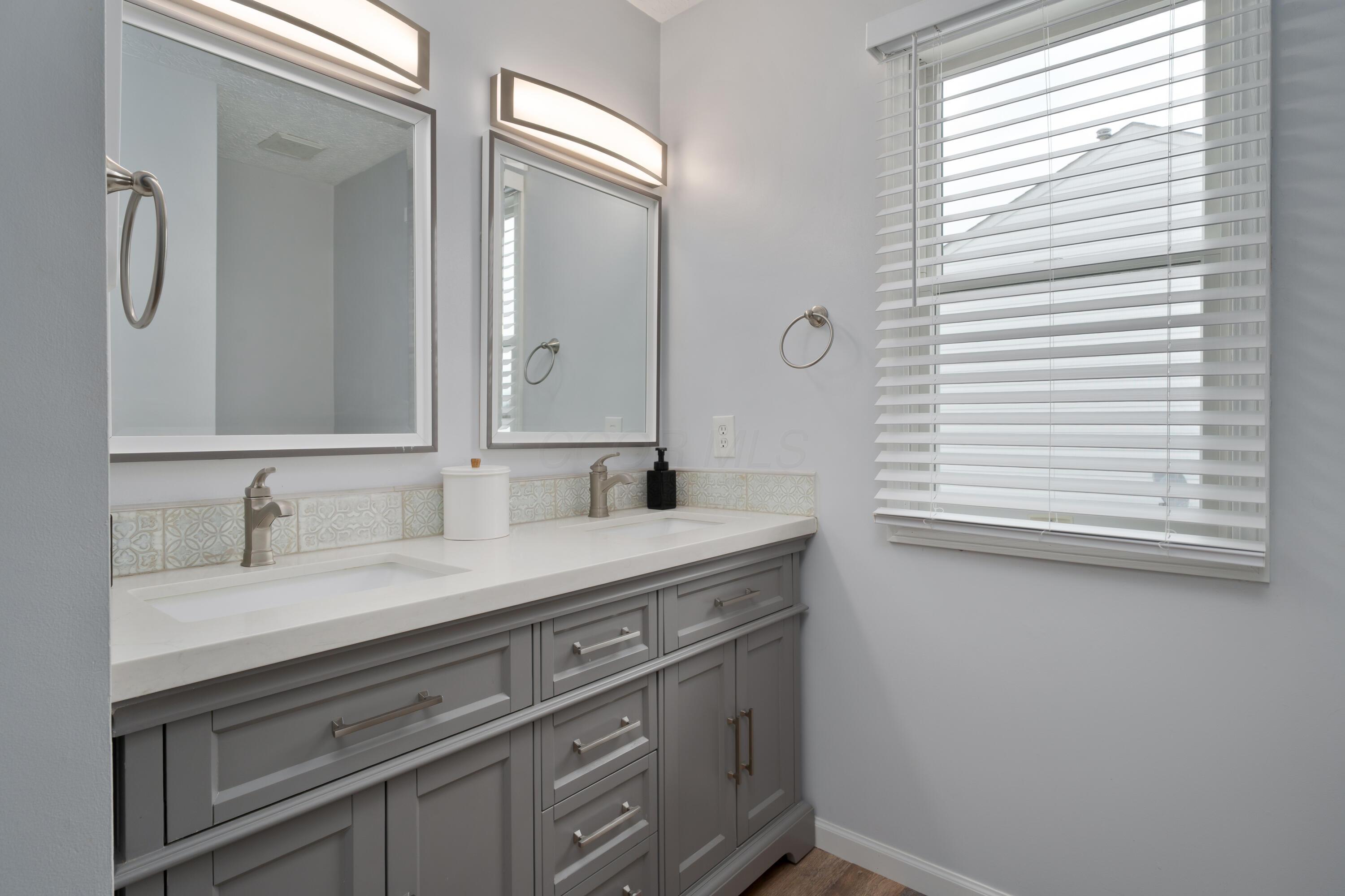 5948 Weston Woods Drive, Galloway, Ohio image 27