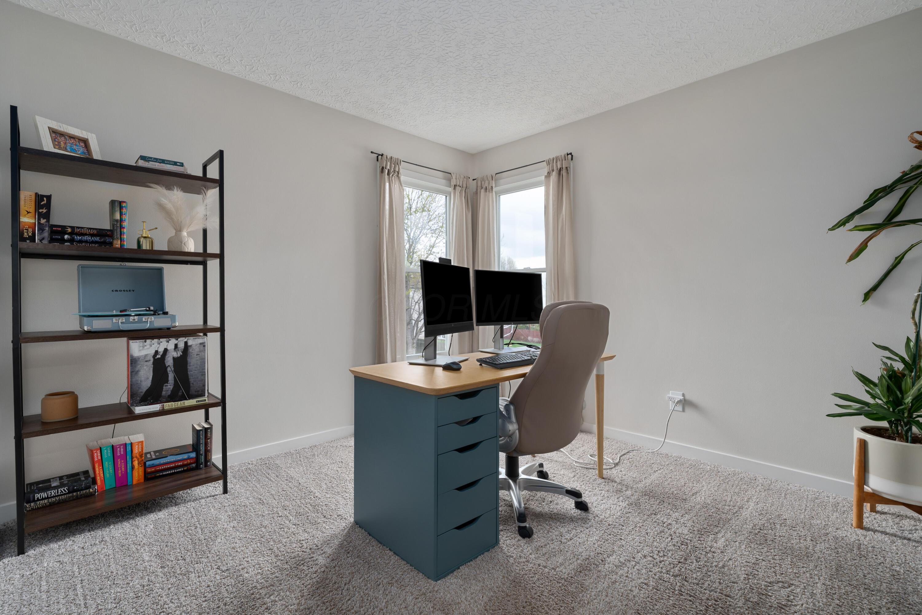5948 Weston Woods Drive, Galloway, Ohio image 30