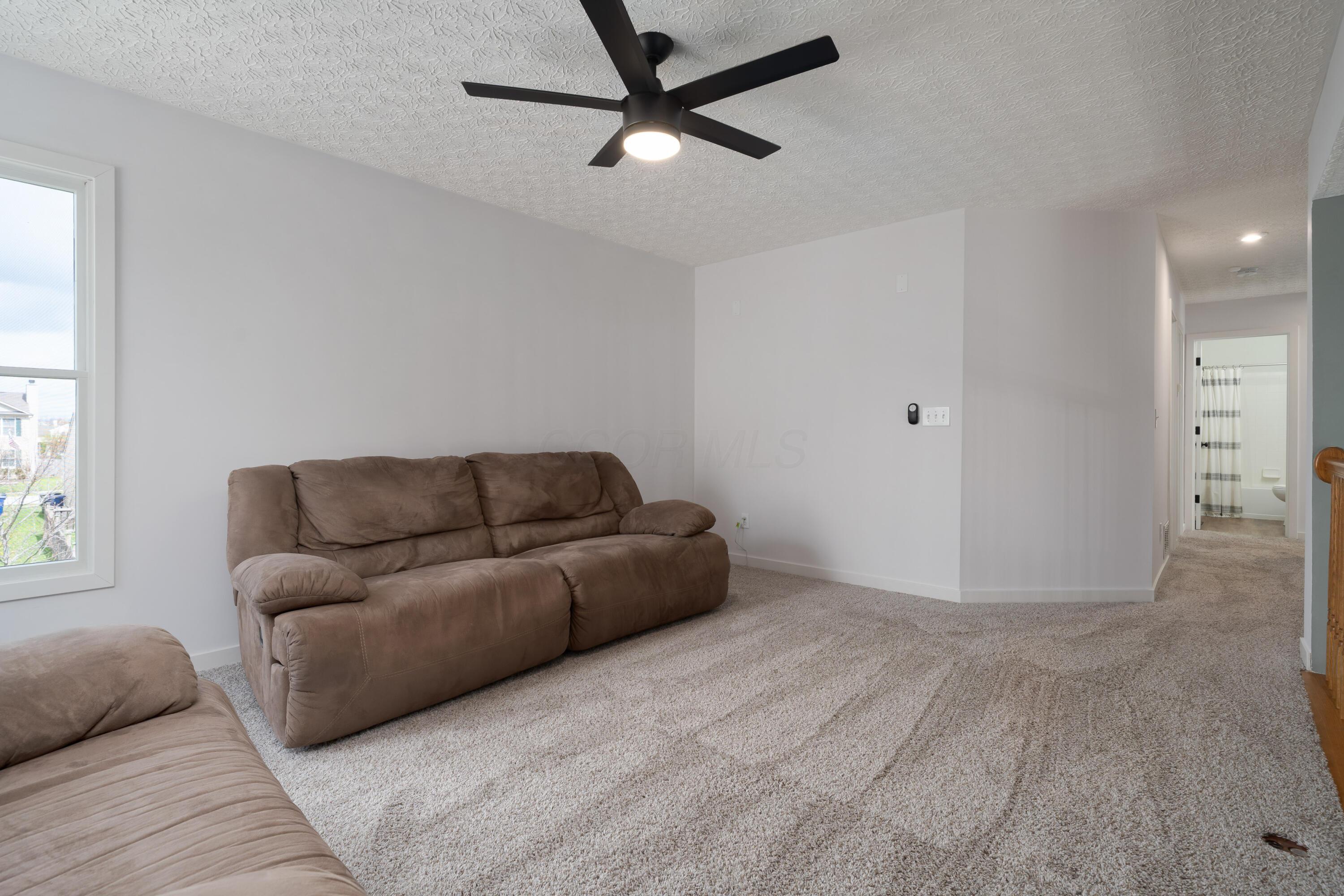 5948 Weston Woods Drive, Galloway, Ohio image 23
