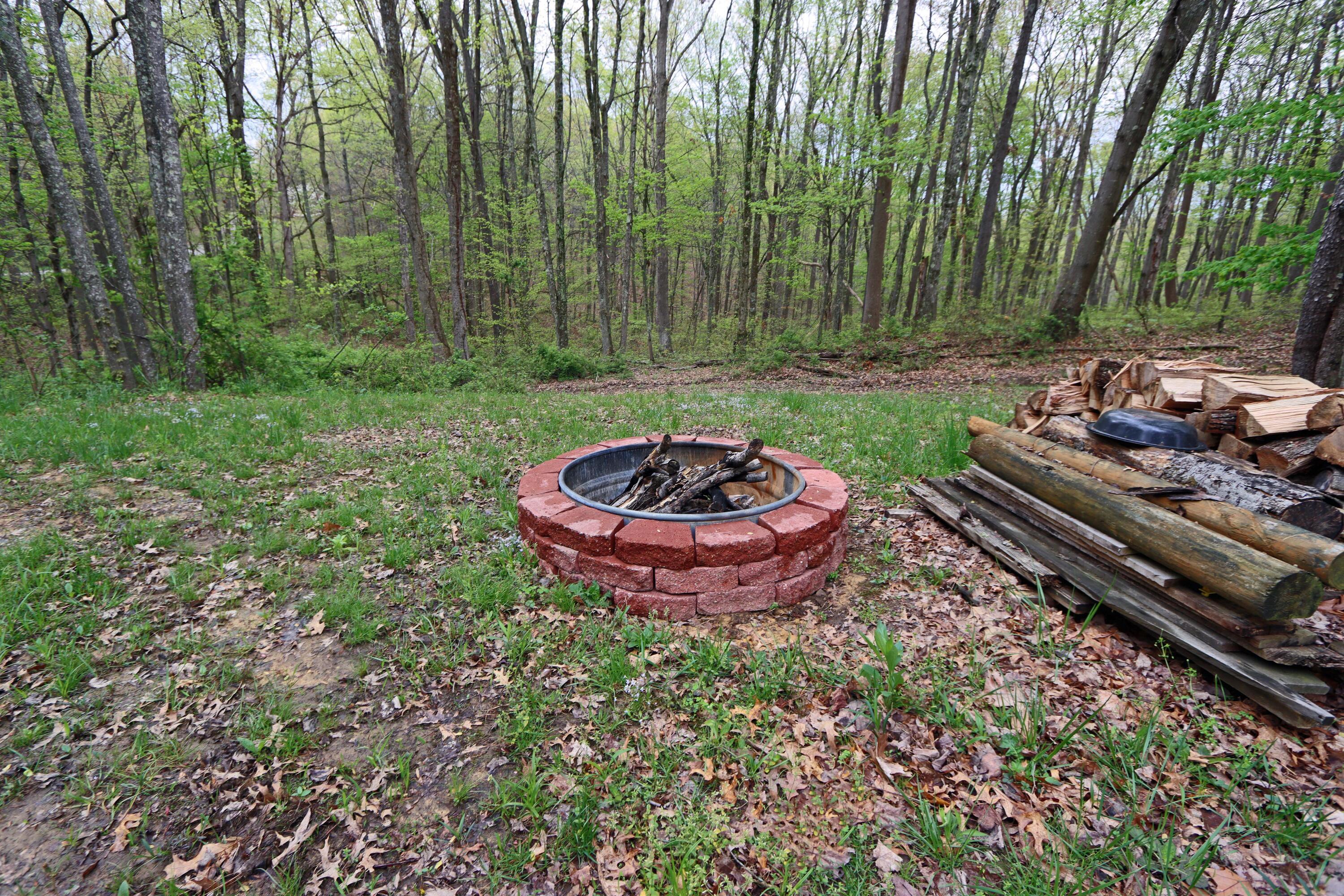 1011 Lee Hollow Road, Chillicothe, Ohio image 4