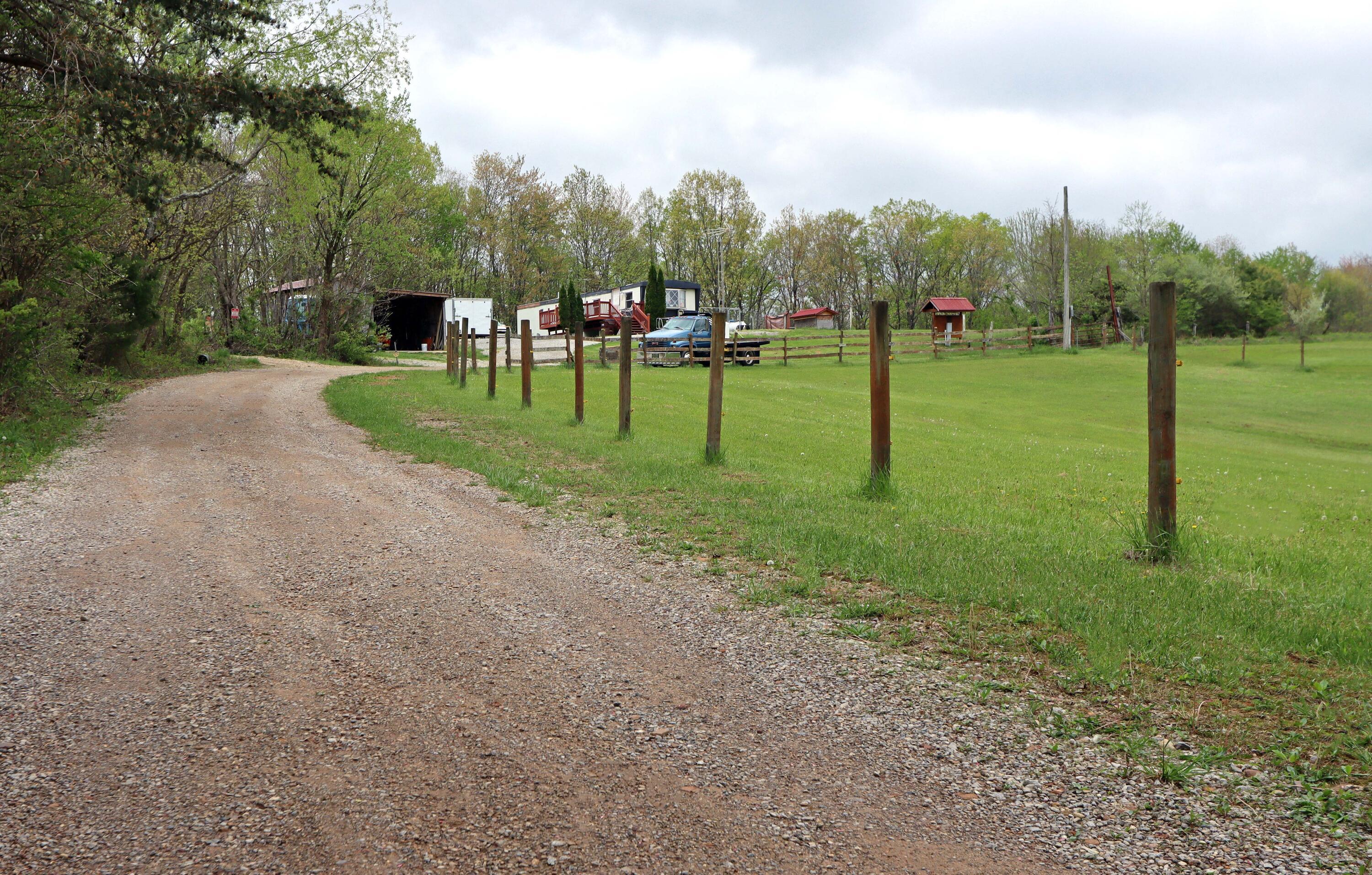 1011 Lee Hollow Road, Chillicothe, Ohio image 46