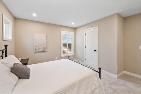 Tiny photo for 413 Broad Furrows Avenue, Delaware, OH 43015 (MLS # 226000692)