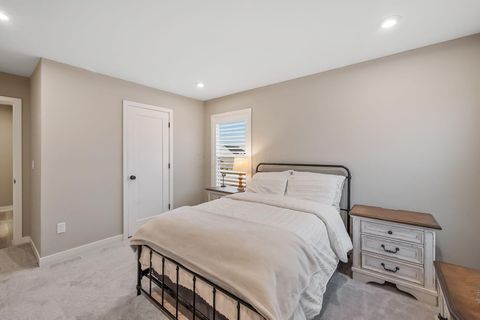 Tiny photo for 413 Broad Furrows Avenue, Delaware, OH 43015 (MLS # 226000692)