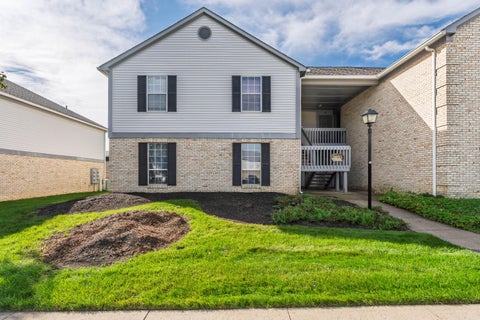 Photo of 2073 Park Run Drive 2073A #2073A, Columbus, OH 43220 (MLS # 226037533)