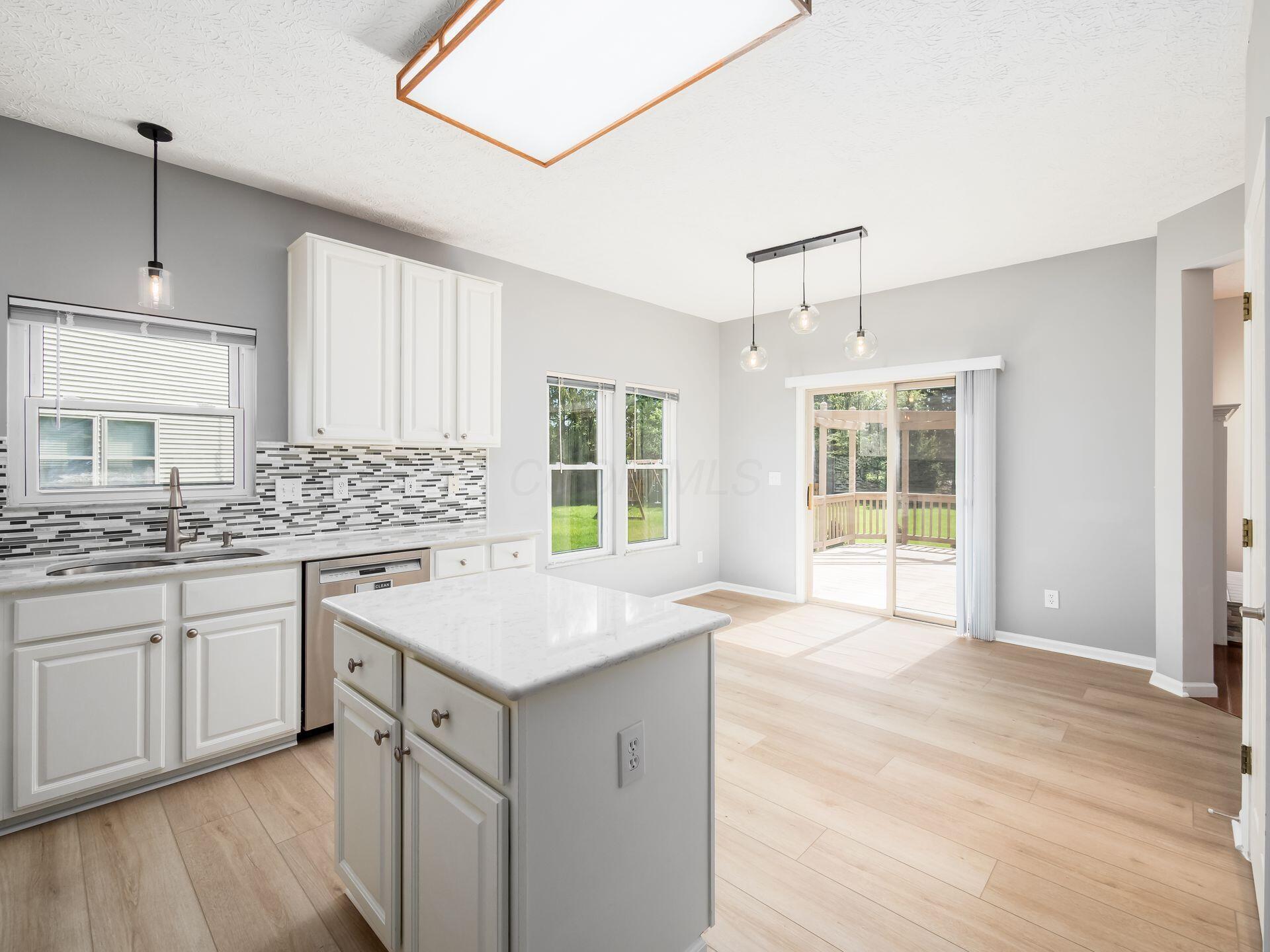 7456 Maynooth Drive, Dublin, Ohio image 3