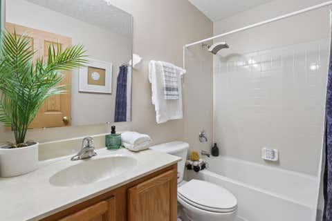Tiny photo for 4170 Nafzger Drive, Columbus, OH 43230 (MLS # 226025529)