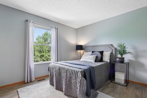 Tiny photo for 4170 Nafzger Drive, Columbus, OH 43230 (MLS # 226025529)