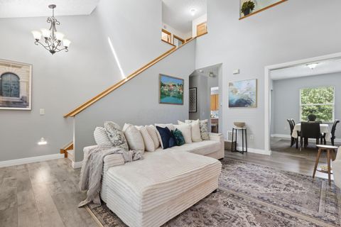Tiny photo for 4170 Nafzger Drive, Columbus, OH 43230 (MLS # 226025529)
