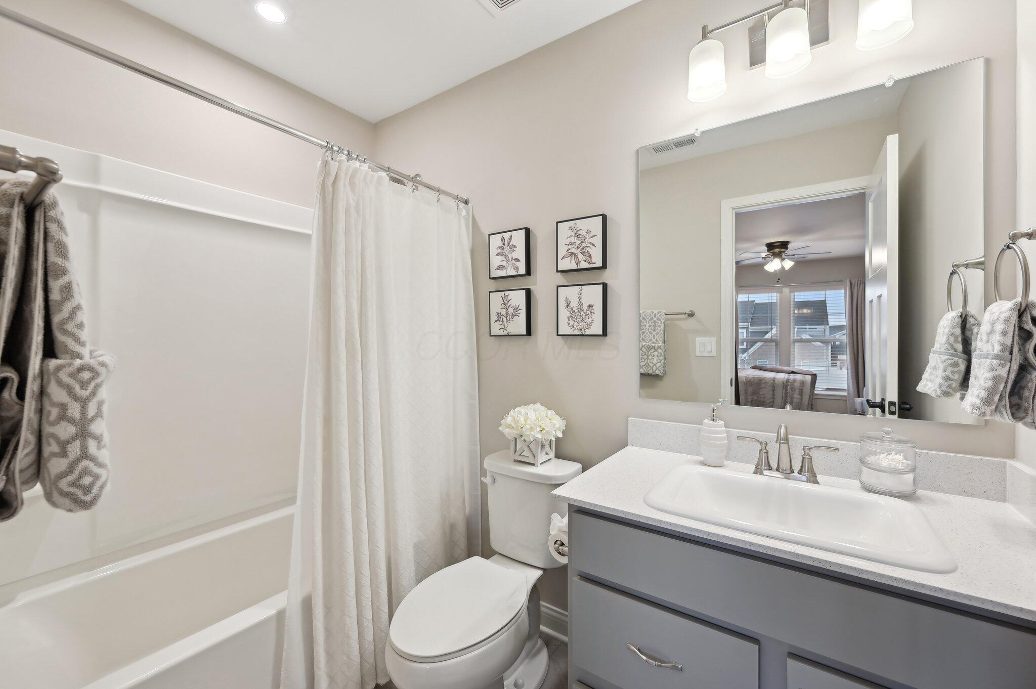 6023 Willow Aster Glen, Grove City, Ohio image 34