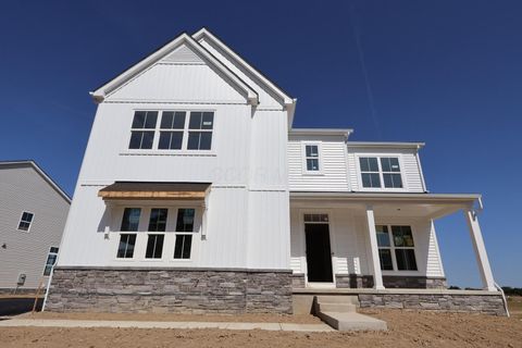 Photo of 7236 Applewood Drive, Plain City, OH 43064 (MLS # 225009309)