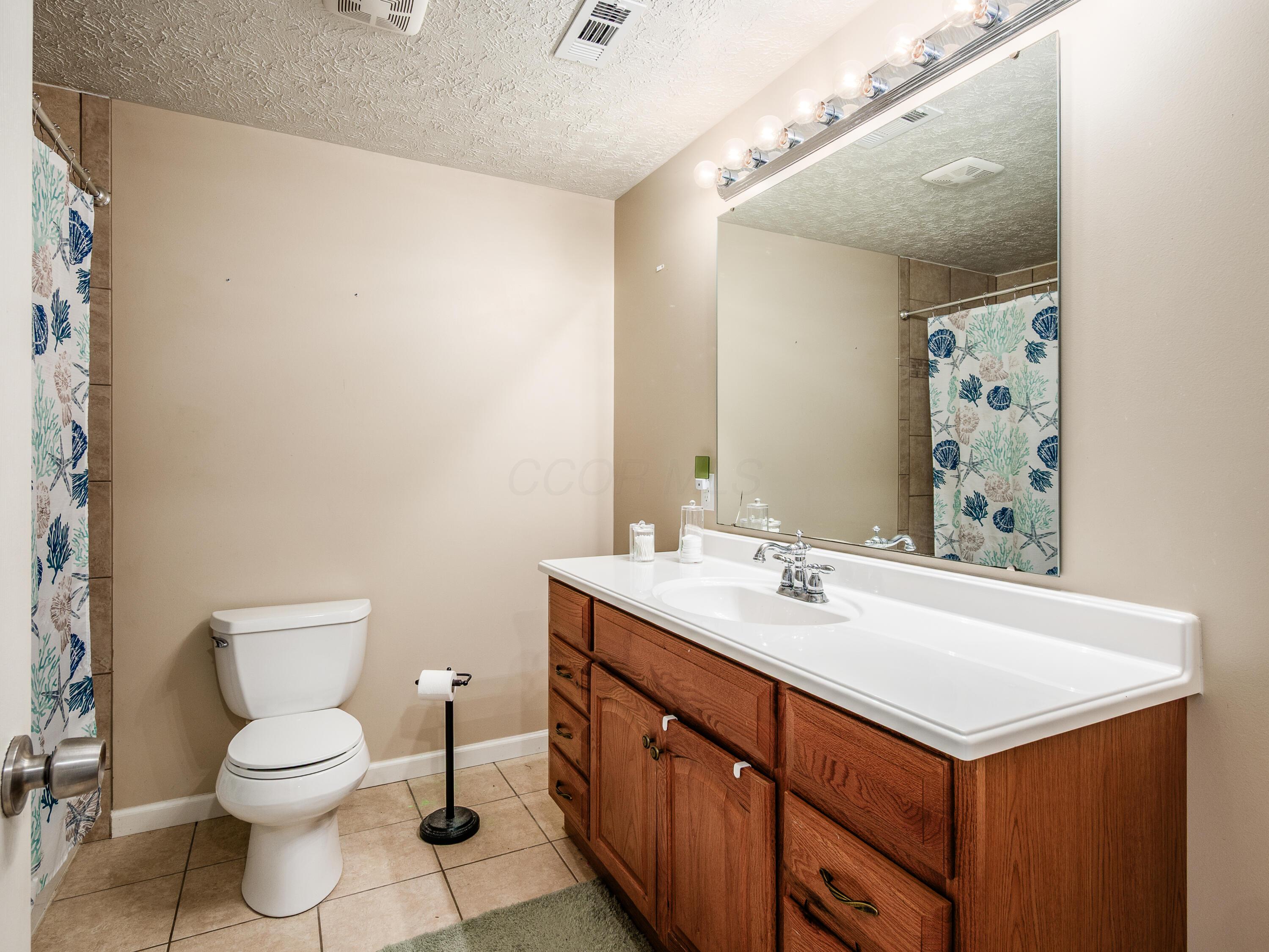 8550 Somerset Road, Thornville, Ohio image 33