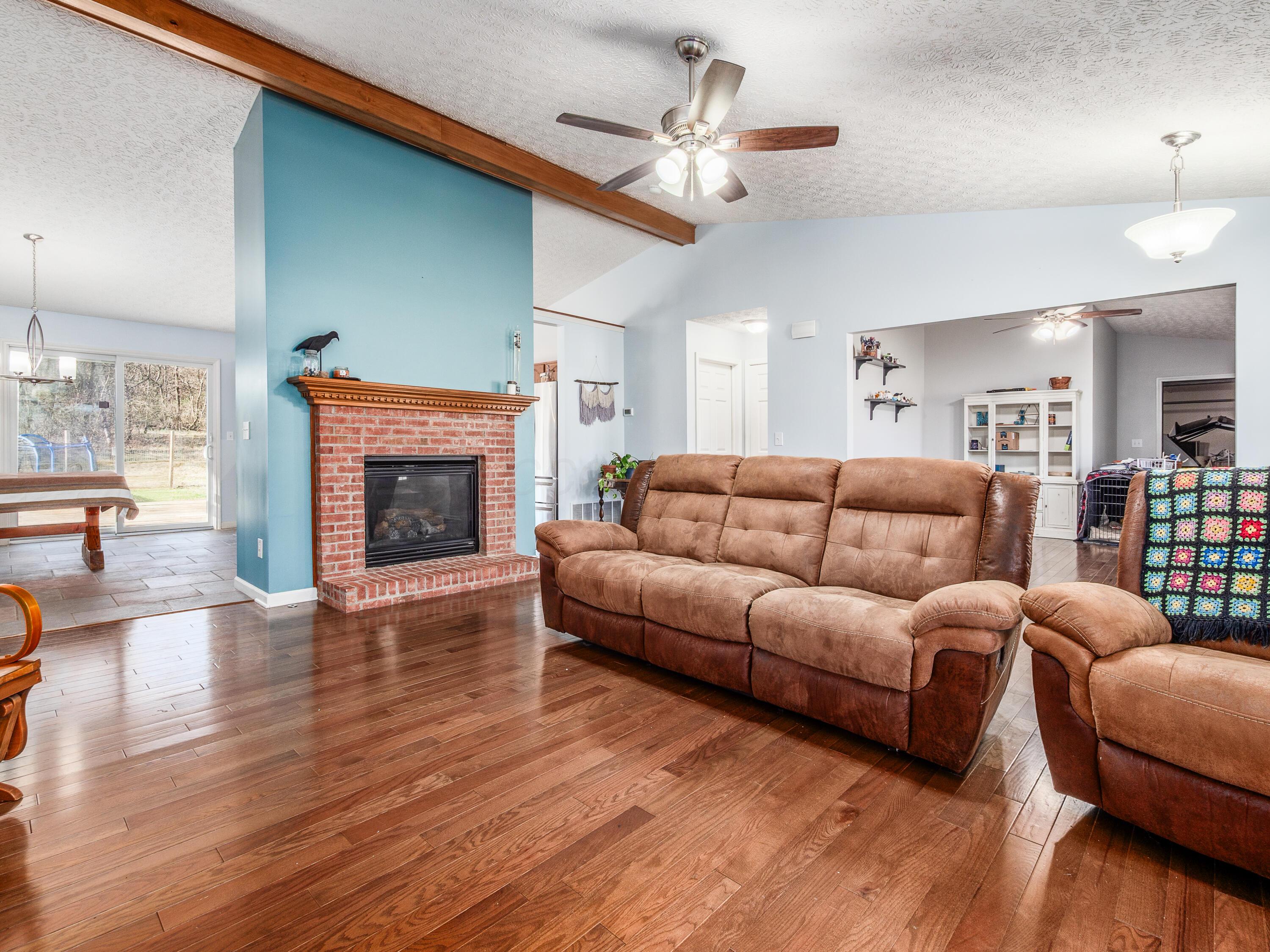 8550 Somerset Road, Thornville, Ohio image 8