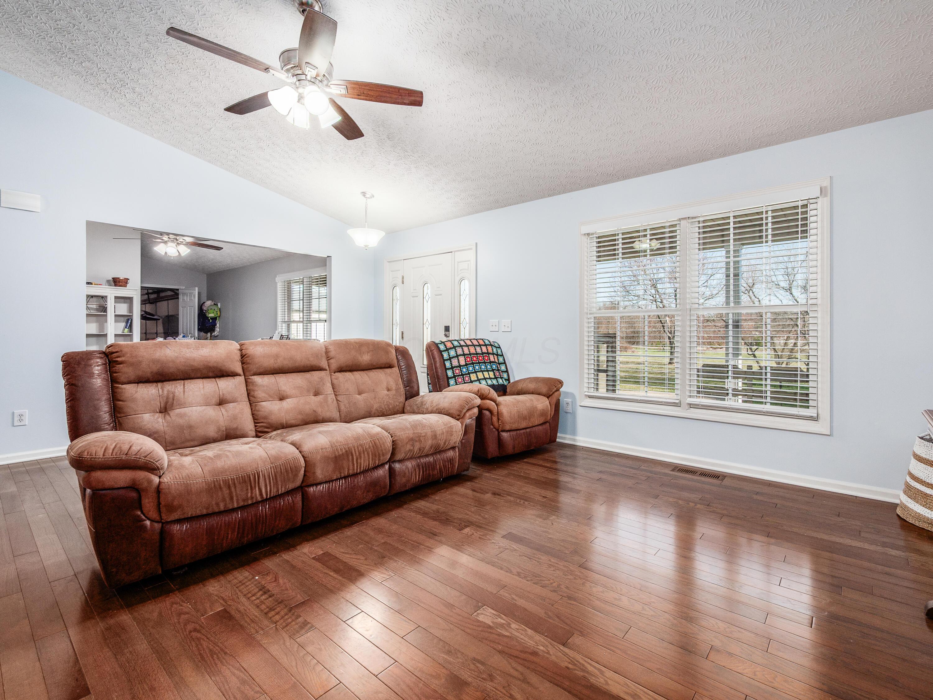 8550 Somerset Road, Thornville, Ohio image 7