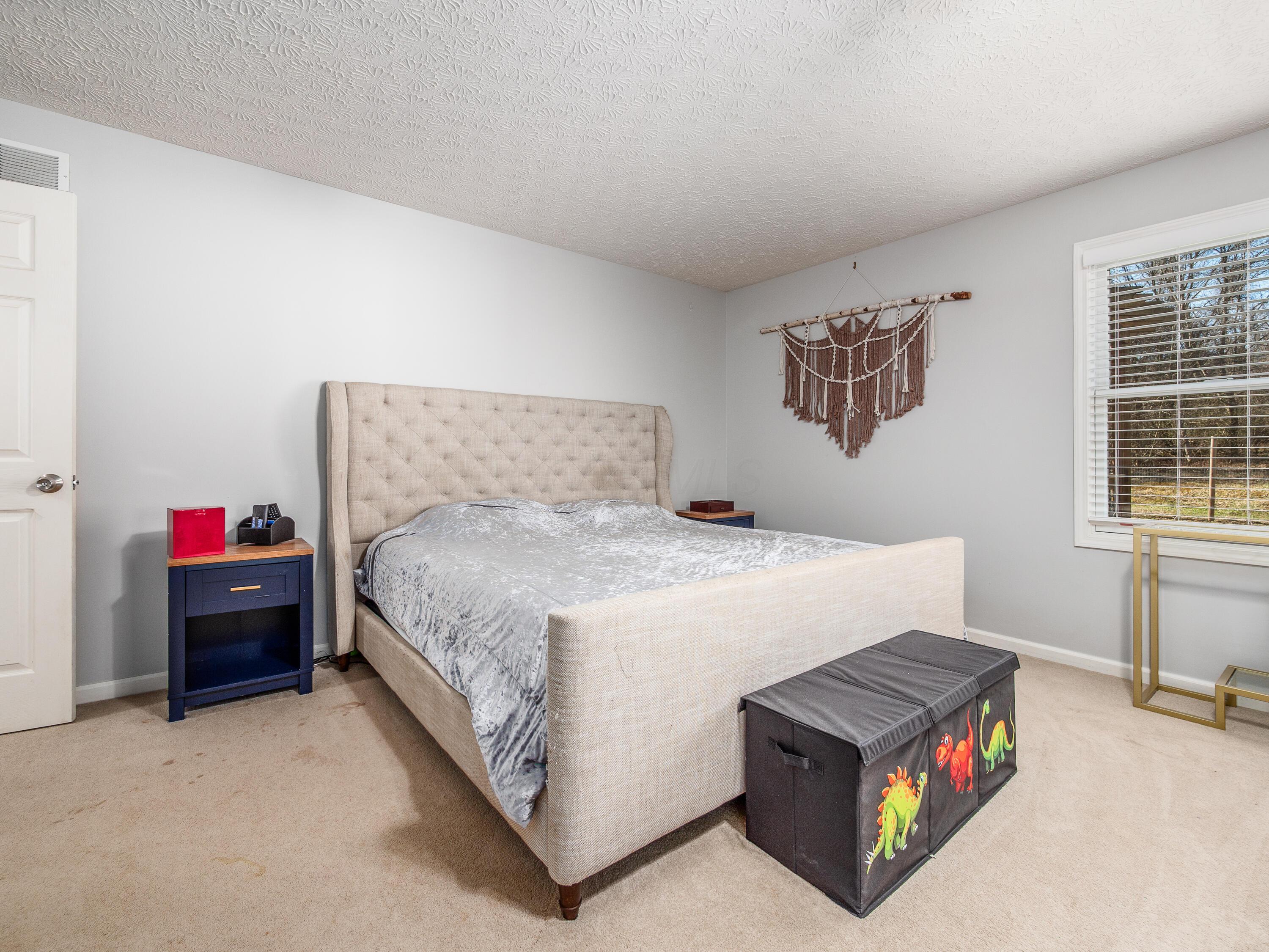 8550 Somerset Road, Thornville, Ohio image 16