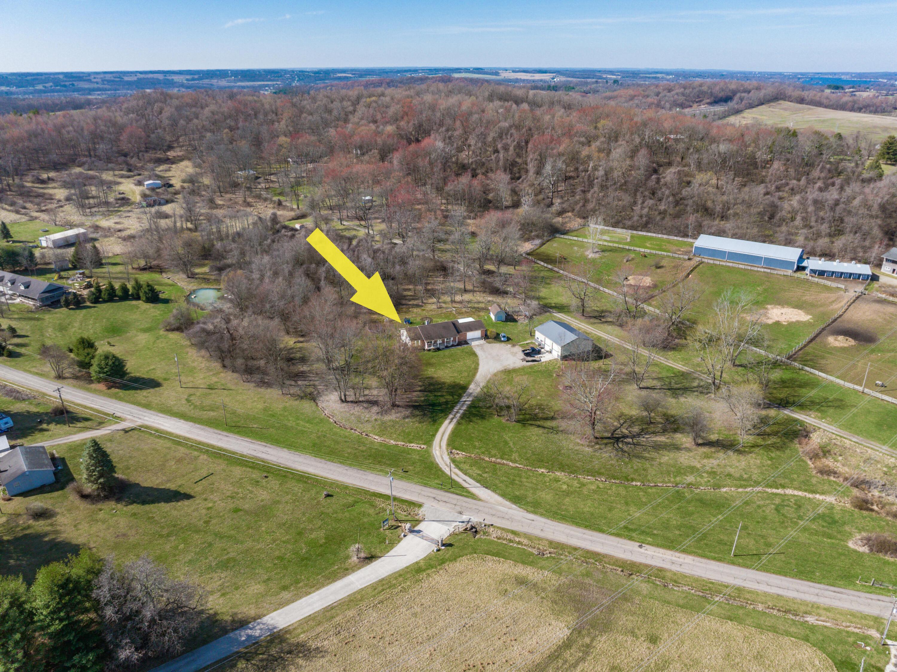 8550 Somerset Road, Thornville, Ohio image 38