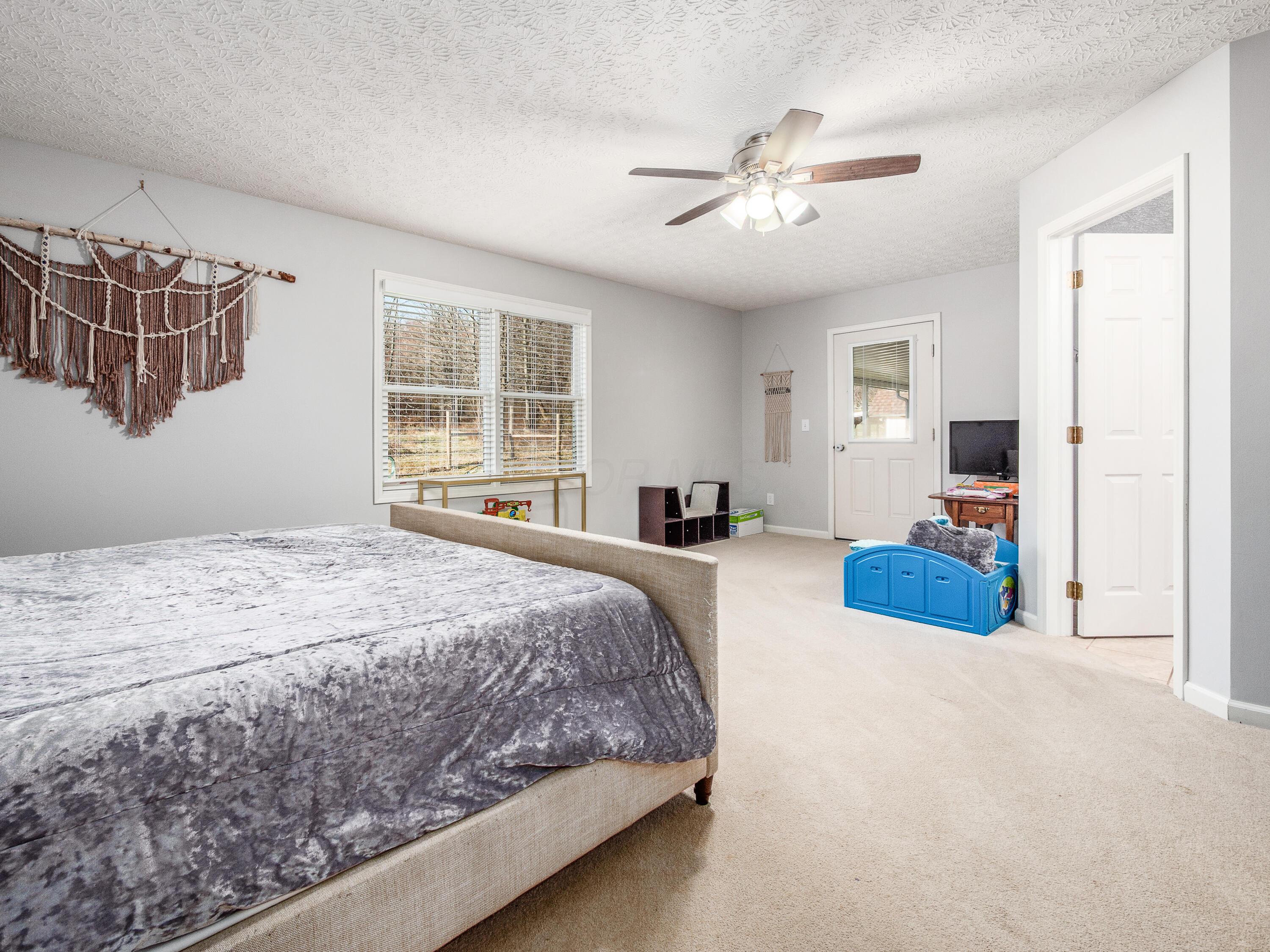 8550 Somerset Road, Thornville, Ohio image 15