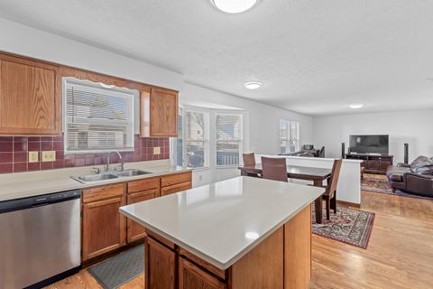 Tiny photo for 2912 Ironstone Drive, Columbus, OH 43231 (MLS # 226005465)