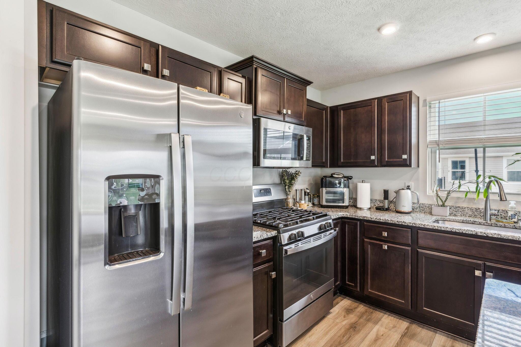 2409 Mcclouds Square, Marysville, Ohio image 30