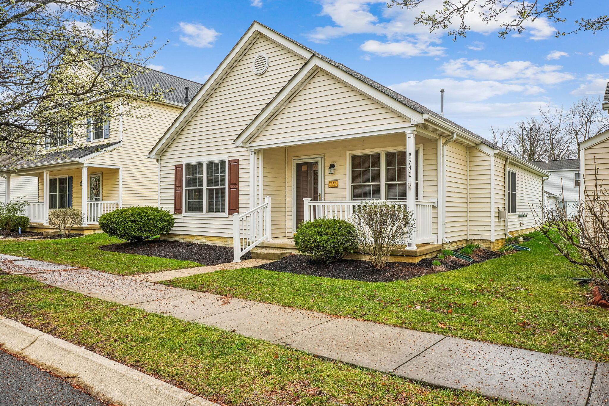 8740 Arrowtip Lane, Lewis Center, Ohio image 1