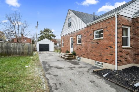 Tiny photo for 655 Brookside Drive, Columbus, OH 43209 (MLS # 225045170)