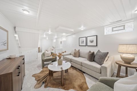 Tiny photo for 655 Brookside Drive, Columbus, OH 43209 (MLS # 225045170)