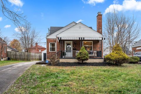 Tiny photo for 655 Brookside Drive, Columbus, OH 43209 (MLS # 225045170)
