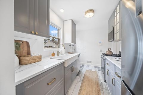 Tiny photo for 655 Brookside Drive, Columbus, OH 43209 (MLS # 225045170)