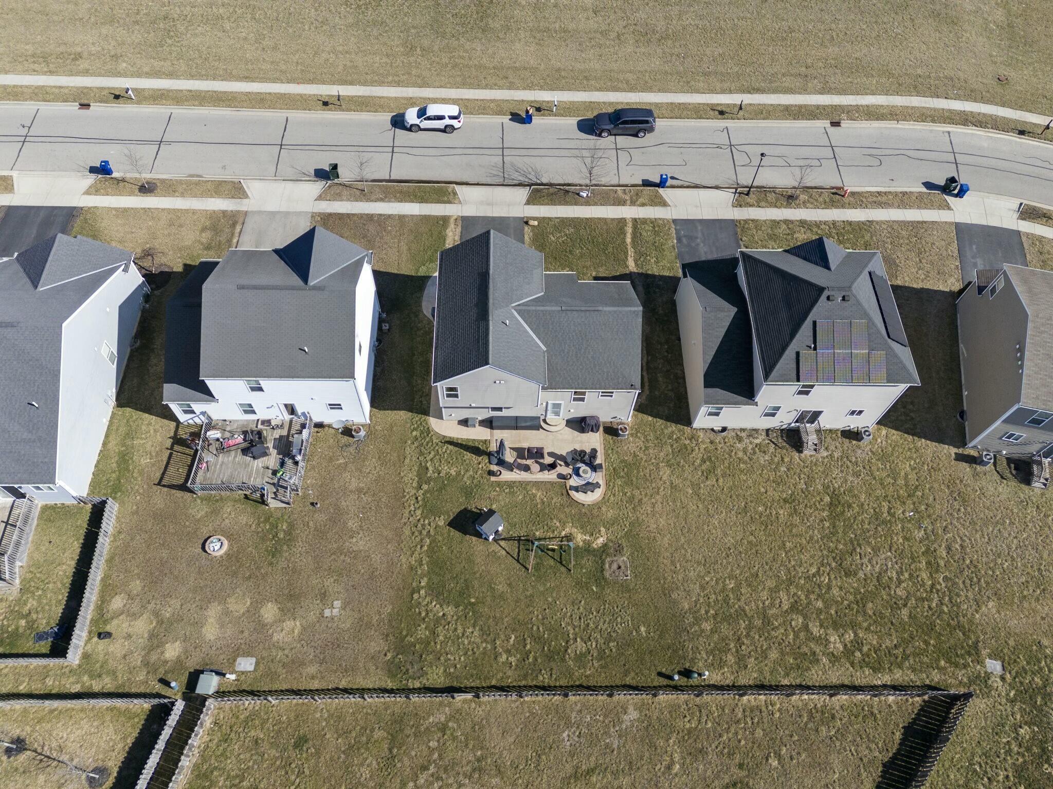 3923 Snowcreek Drive, Grove City, Ohio image 35