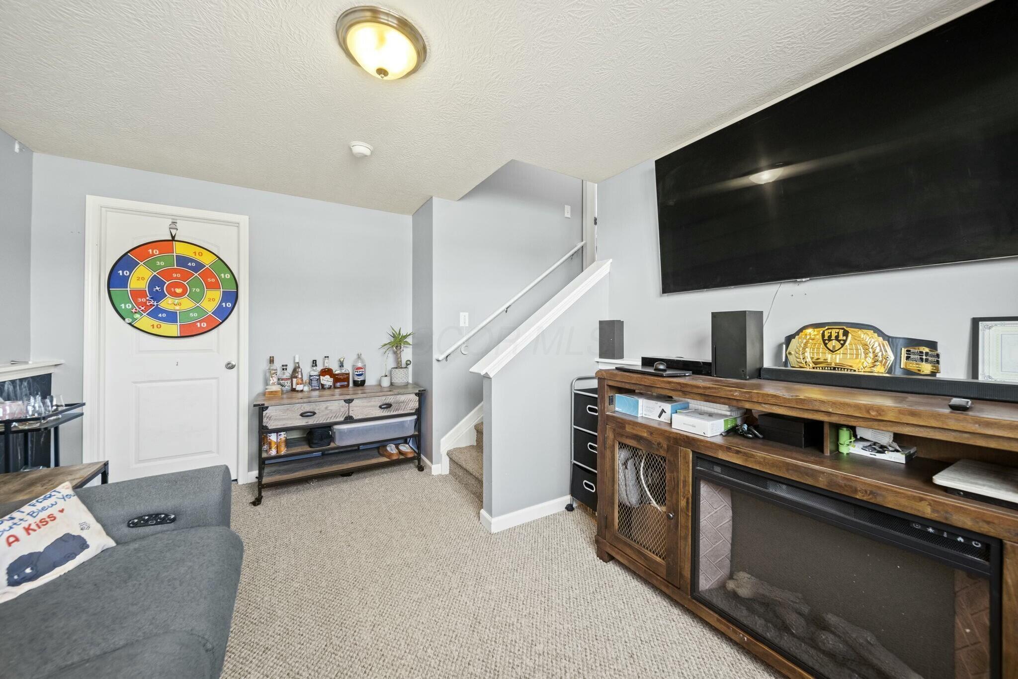 3923 Snowcreek Drive, Grove City, Ohio image 32