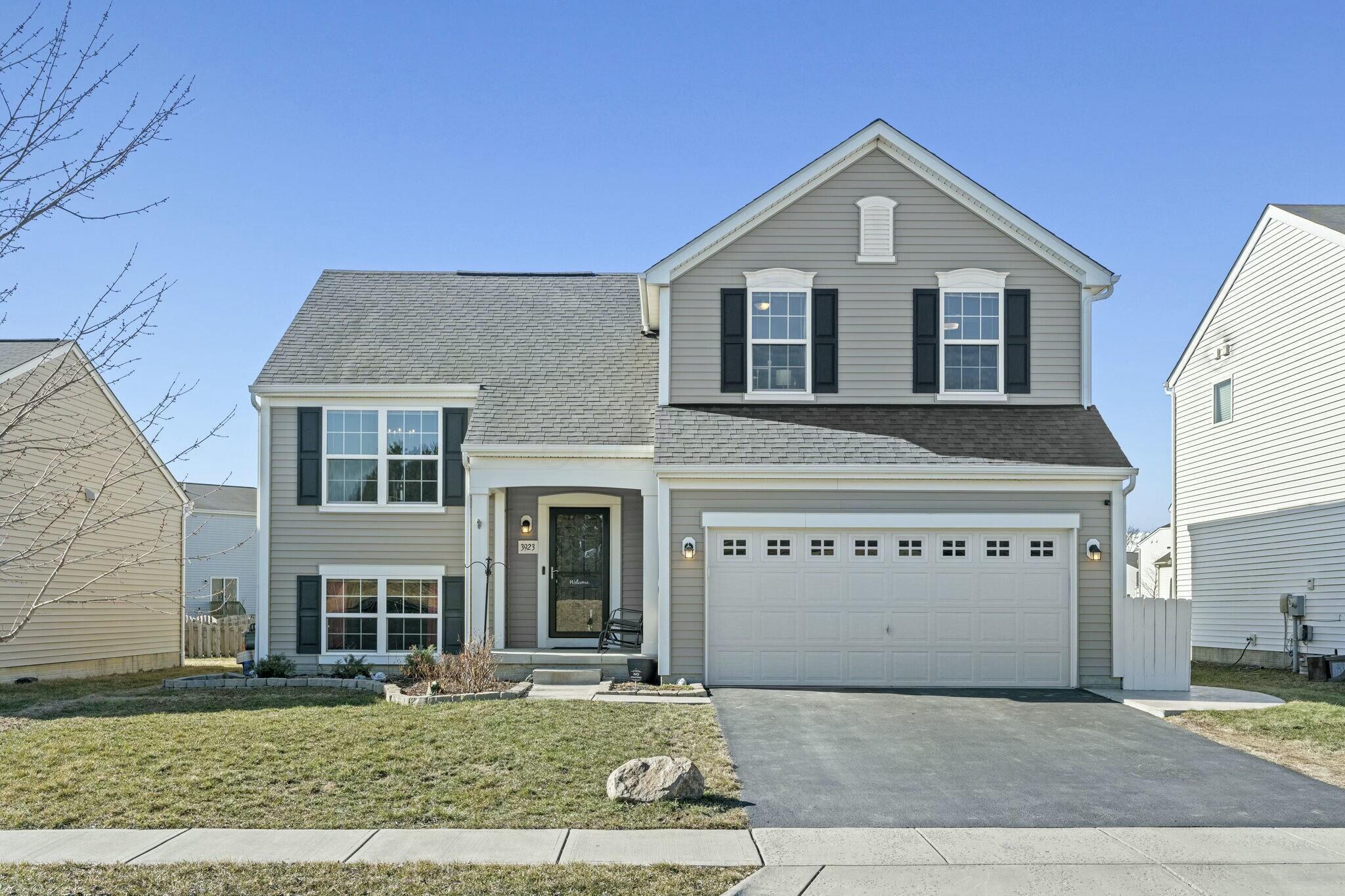 3923 Snowcreek Drive, Grove City, Ohio image 1