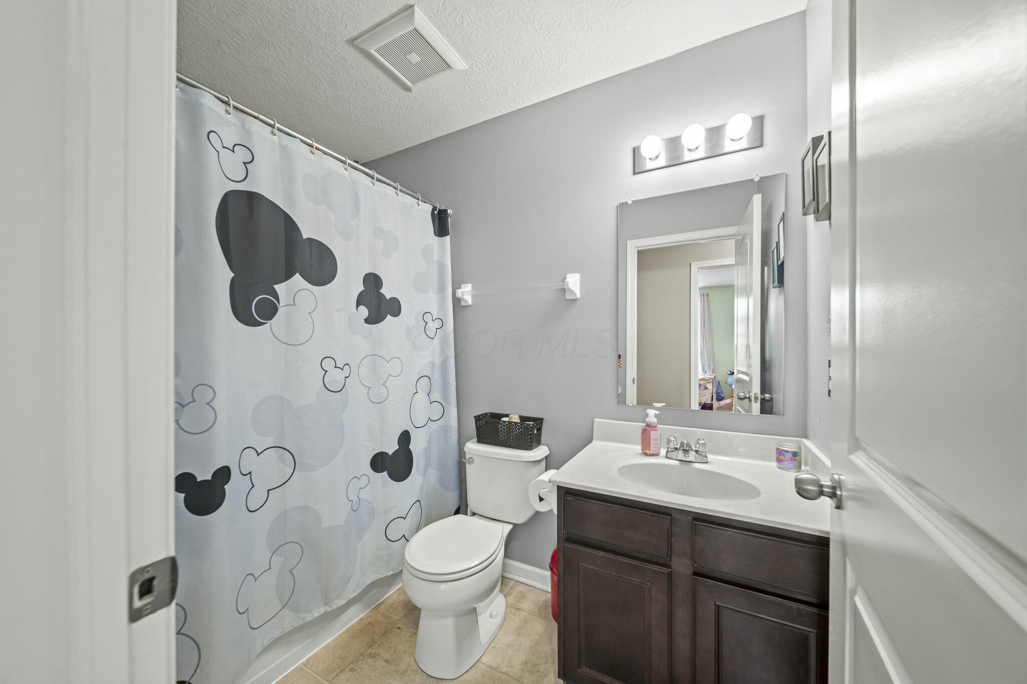 3923 Snowcreek Drive, Grove City, Ohio image 28