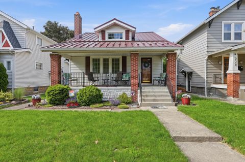 Photo of 222 Southwood Avenue, Columbus, OH 43207 (MLS # 226018247)