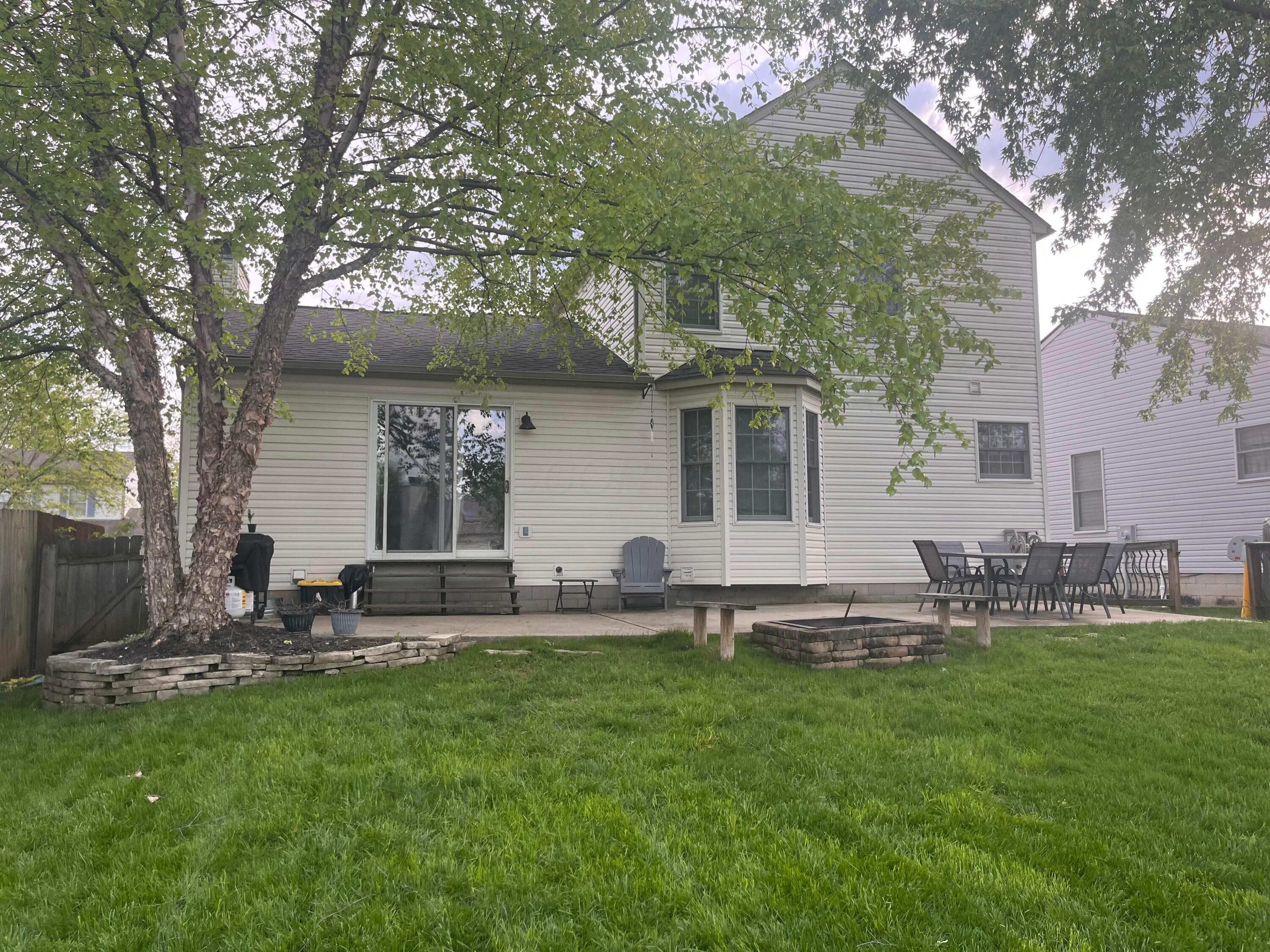 2984 Crocker Run Road, Grove City, Ohio image 1