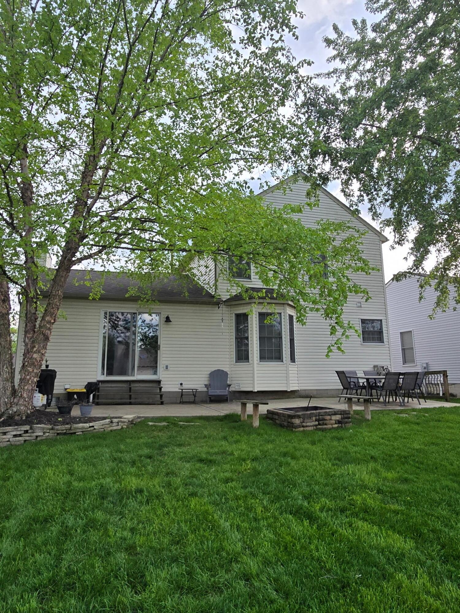 2984 Crocker Run Road, Grove City, Ohio image 2