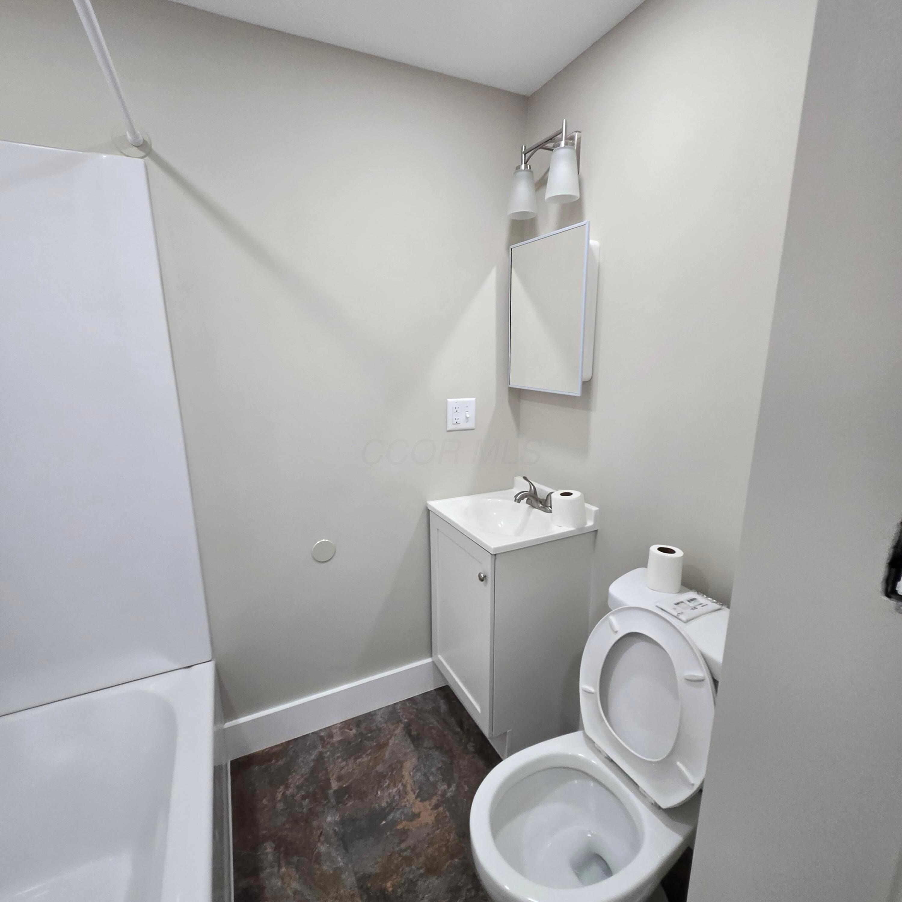 1214 W Mulberry Street, Lancaster, Ohio image 12