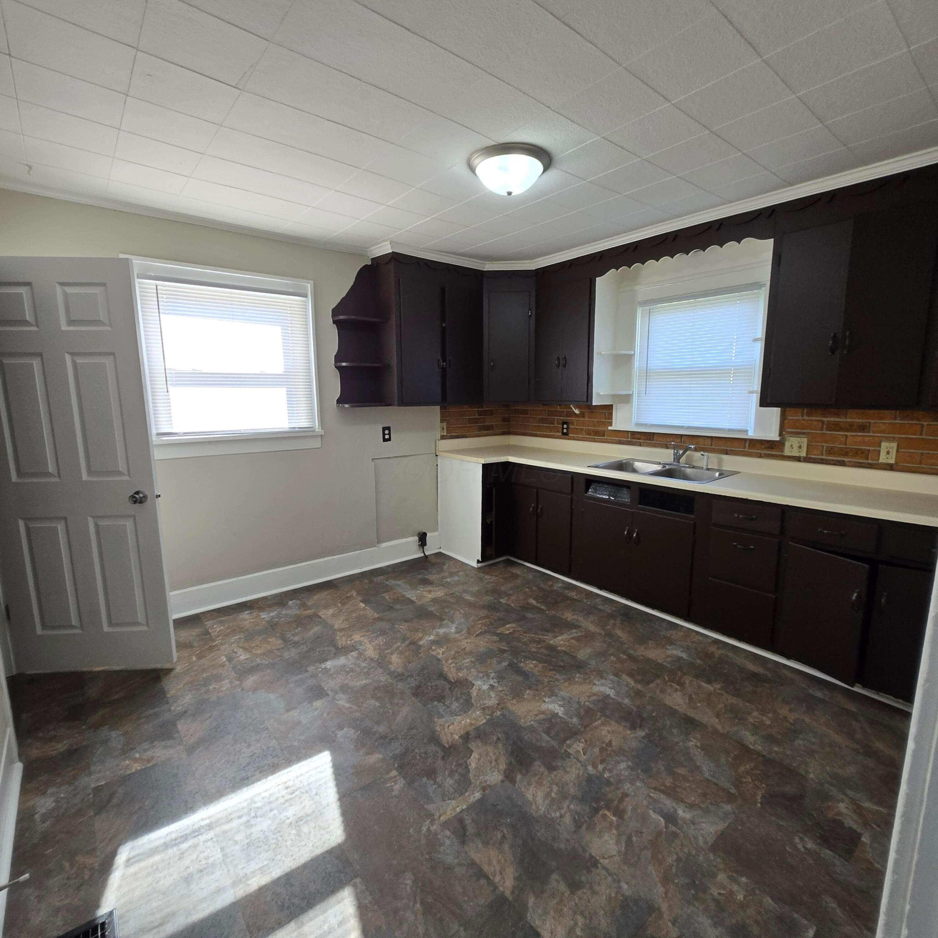 1214 W Mulberry Street, Lancaster, Ohio image 6
