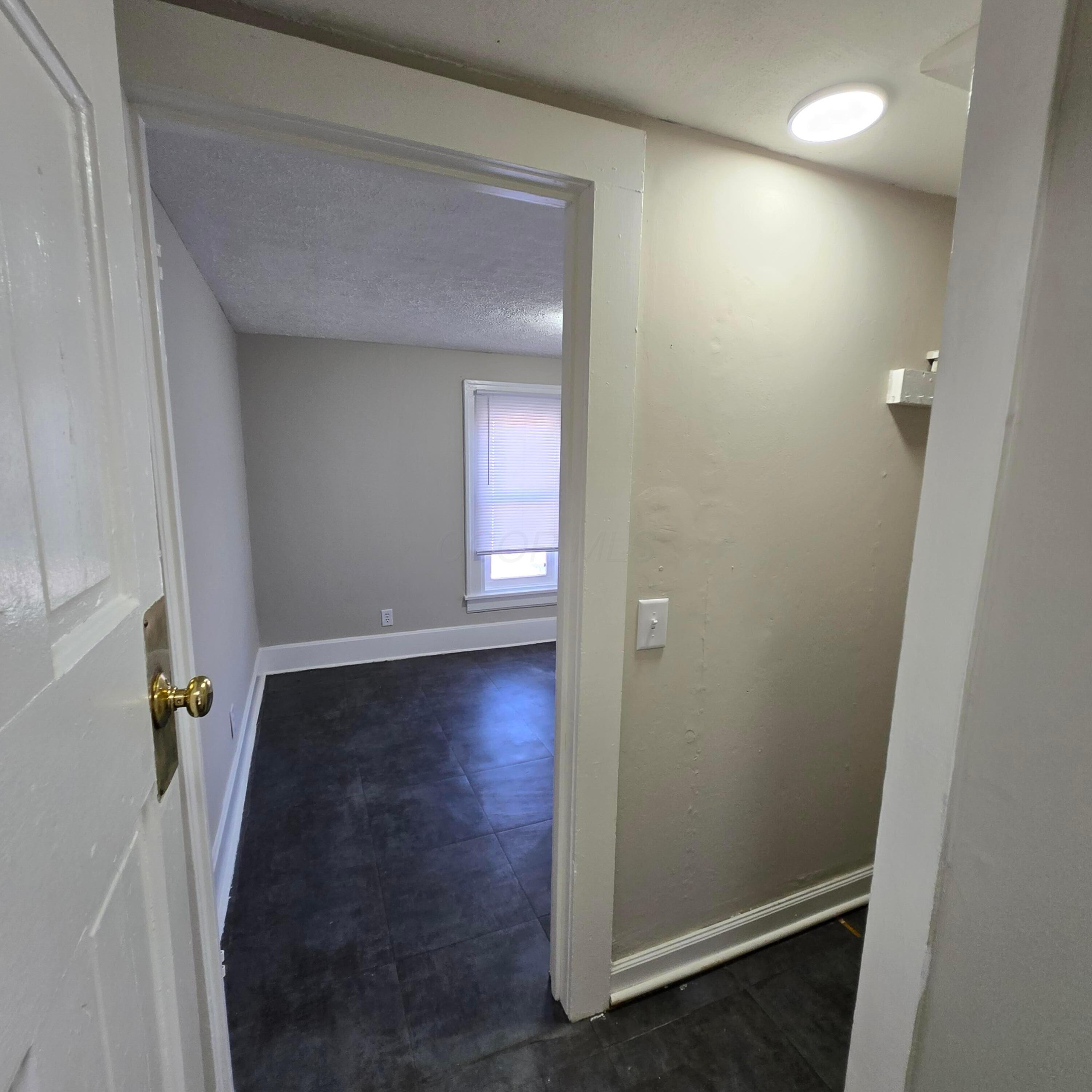 1214 W Mulberry Street, Lancaster, Ohio image 16