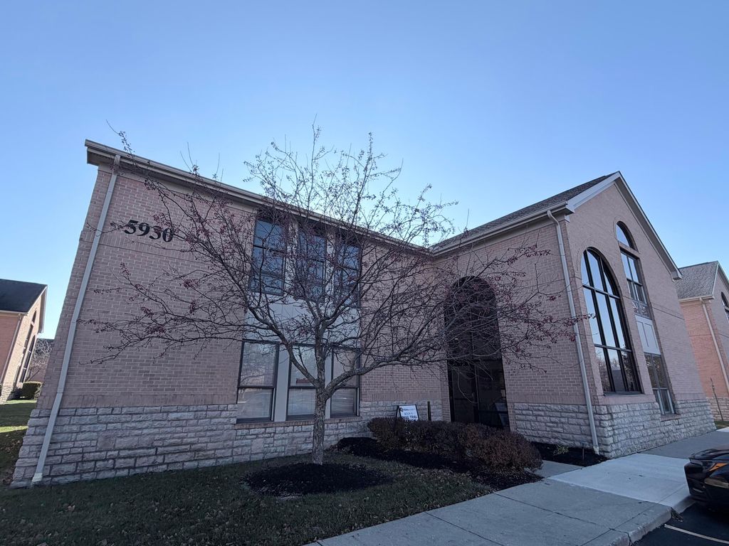 Photo of 5930 Venture Drive Suite C #Suite C, Dublin, OH 43017 (MLS # 226011553)